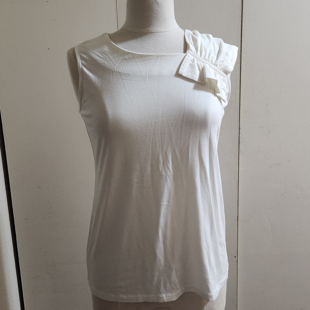White Sleeveless Zoe Top with Bow Detail